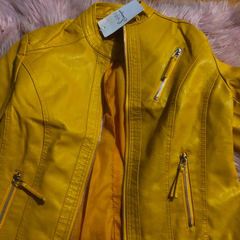 Women’s jacket